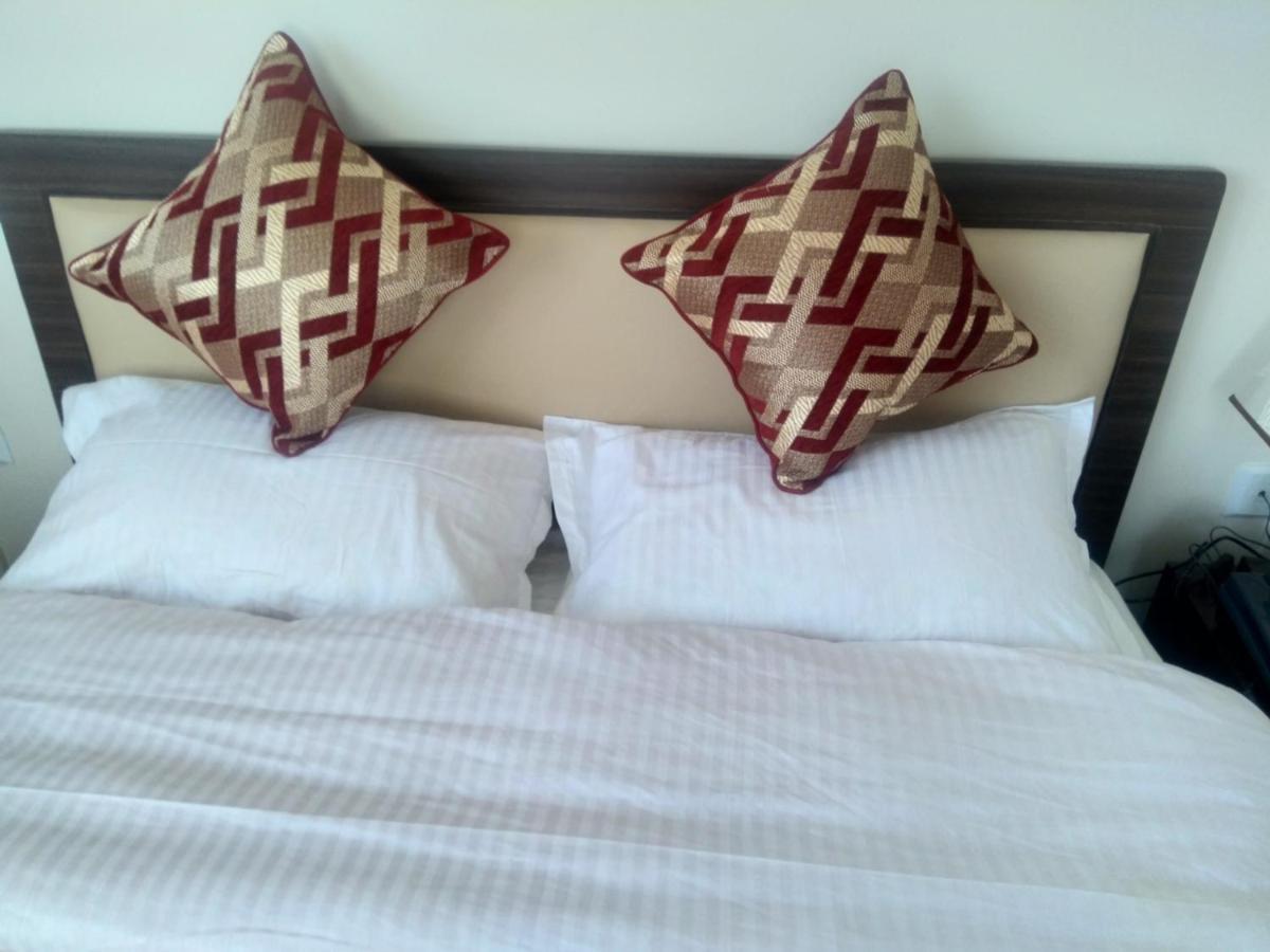 Bed and Breakfast Hidden Leaf Lalitpur Exterior foto